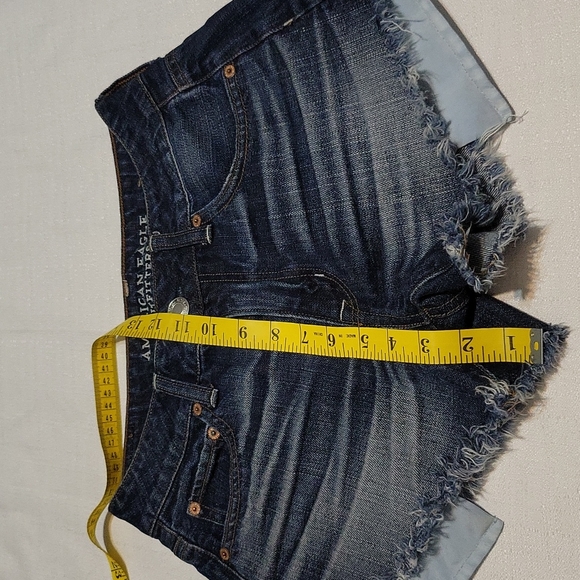 American Eagle hi rise festival dark wash shorts size 0 - Picture 4 of 6